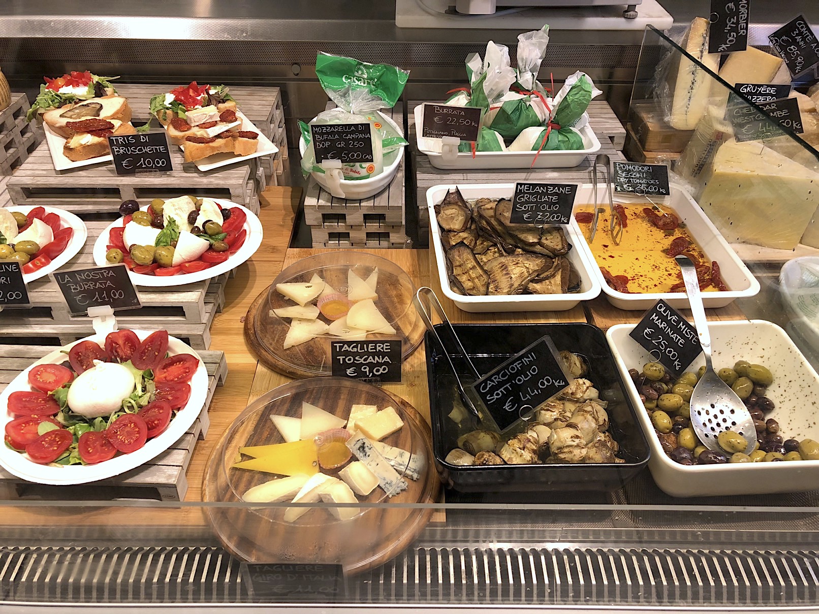 相片 25-5-2018 03 47 02.jpg